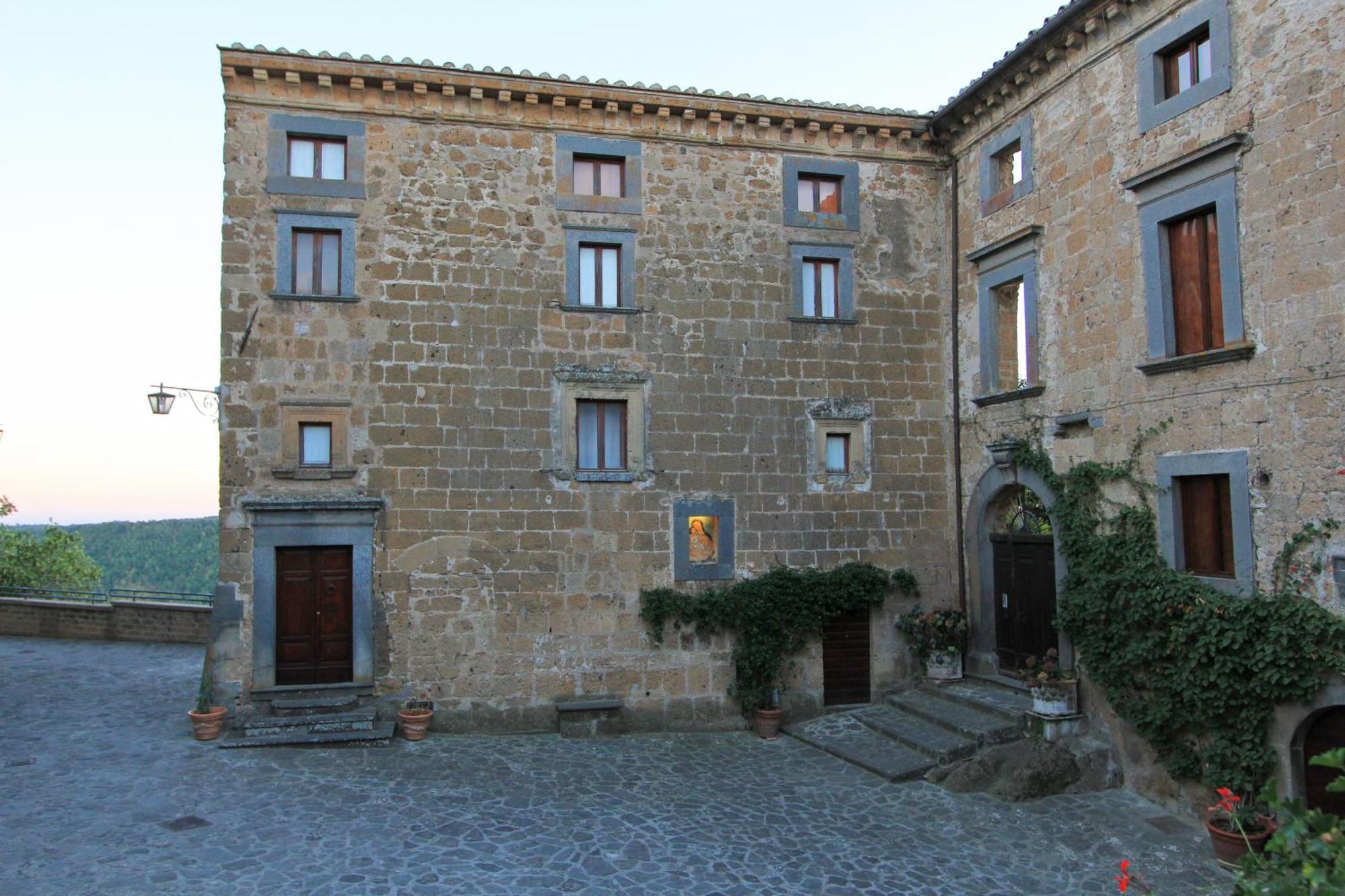 La Rocca - Palazzo Pallotti Lubriano Экстерьер фото